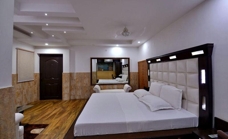 Hotel Sahil Palace Rupnagar  Екстер'єр фото